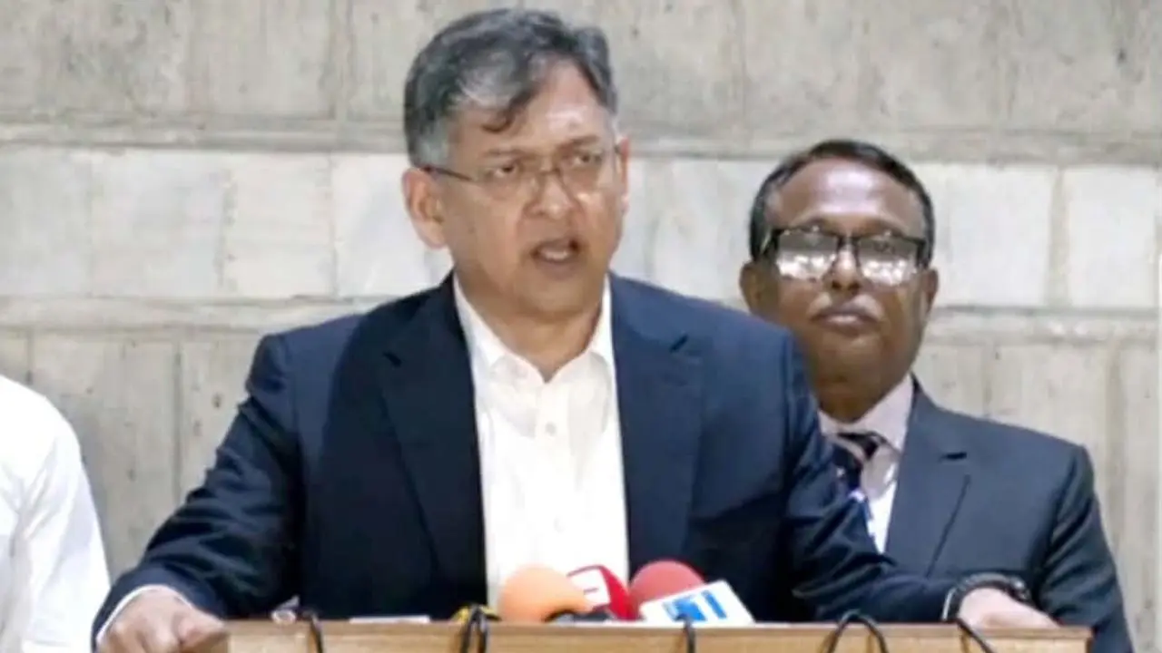 ঐকমত্যের ভিত্তিতেই জনপ্রত্যাশার সংবিধান সংস্কার চান সালাহউদ্দিন আহমদ