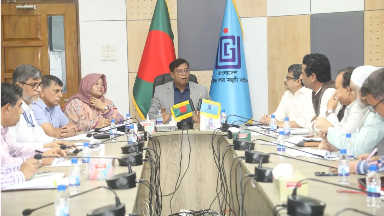 দেশের ৩০ বিশ্ববিদ্যালয়ে তৃতীয় ভাষা শিক্ষা কেন্দ্র চালুর উদ্যোগ ইউজিসির