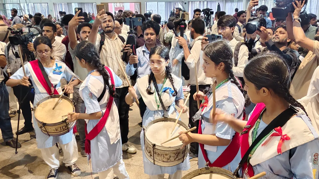 ভিকারুননিসায় পাসের হার ৯৭.৯৭%, জিপিএ-৫ পেয়েছে ১ হাজার ১১৫ জন