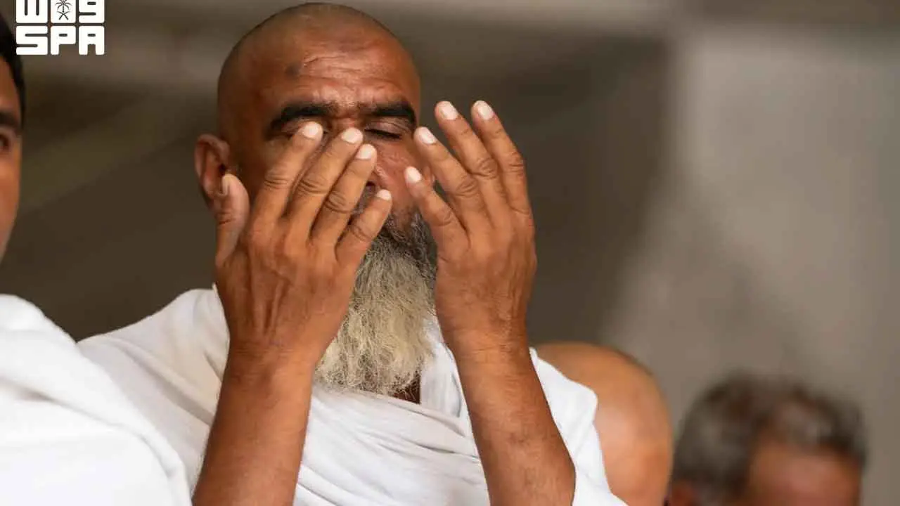 দৃষ্টিশক্তির জন্য আল্লাহর কৃতজ্ঞতা প্রকাশ করুন: কাবার ইমাম
