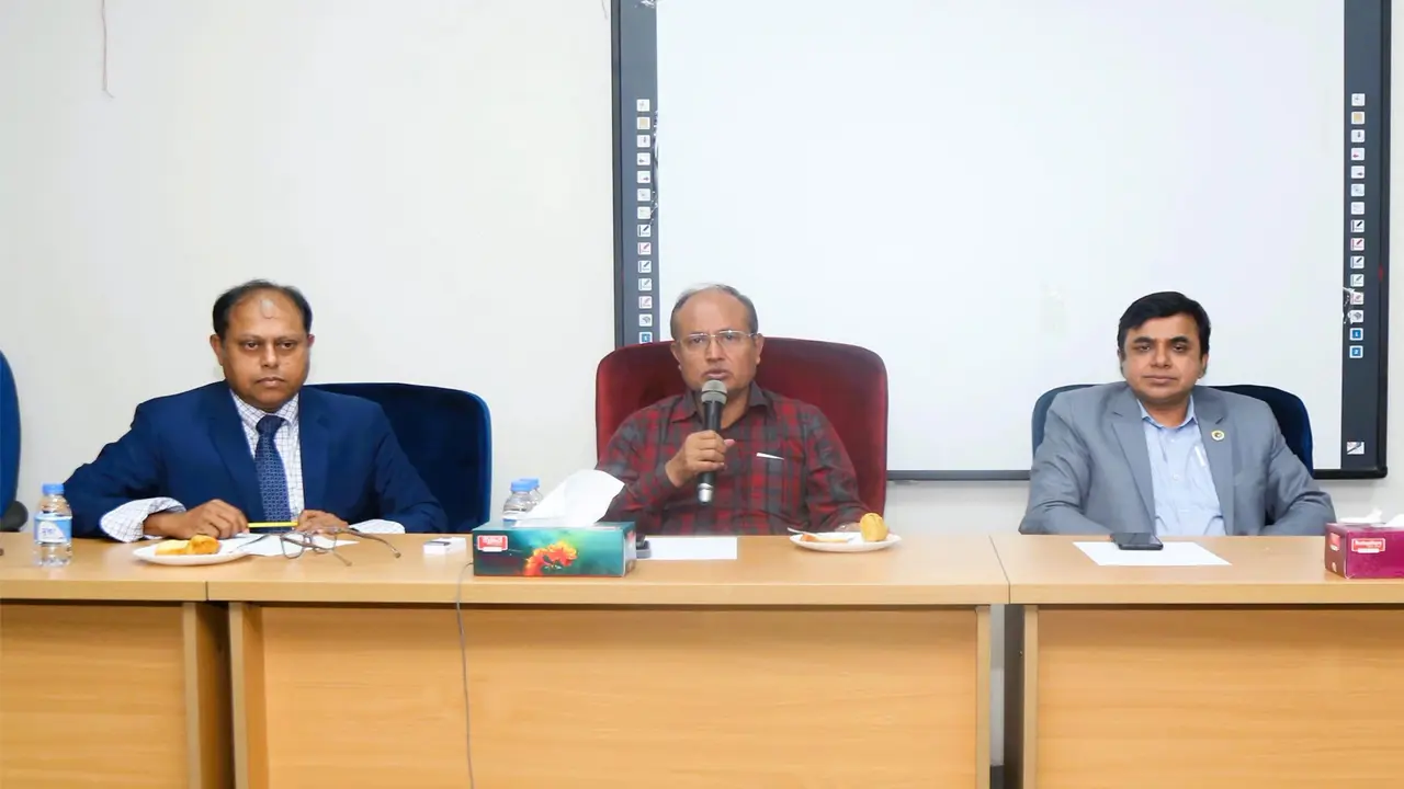 ঢাবিতে তৃতীয় ভাষা শিক্ষা কার্যক্রম জোরদারে ৭ সদস্যের কমিটি