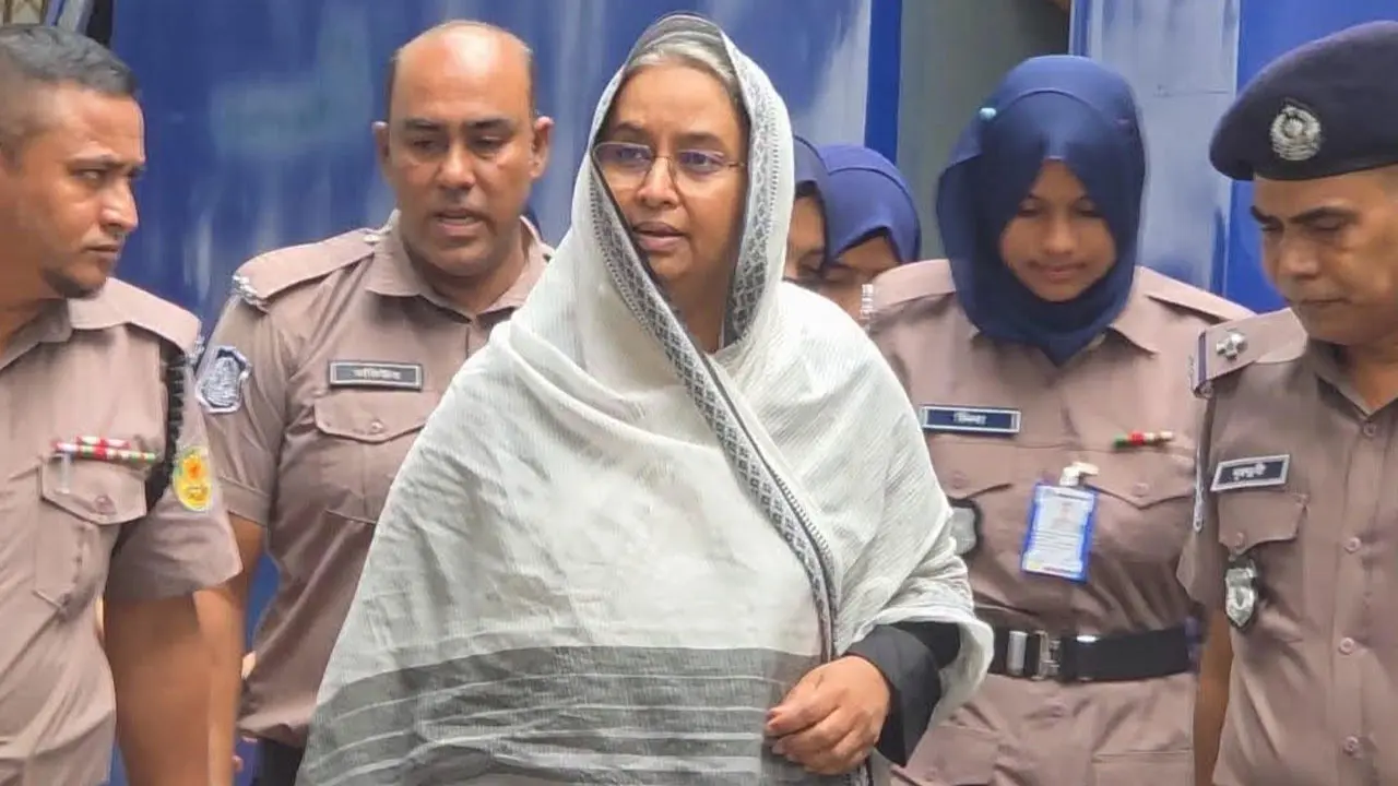 ‘আমি এখন আর জামিন চাই না’, ট্রাইব্যুনালে দীপু মনি