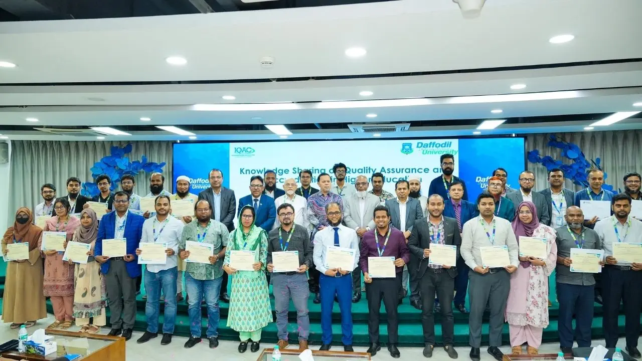 উচ্চশিক্ষার মান নিশ্চিত করতে ড্যাফোডিল ইউনিভার্সিটিতে কর্মশালার আয়োজন