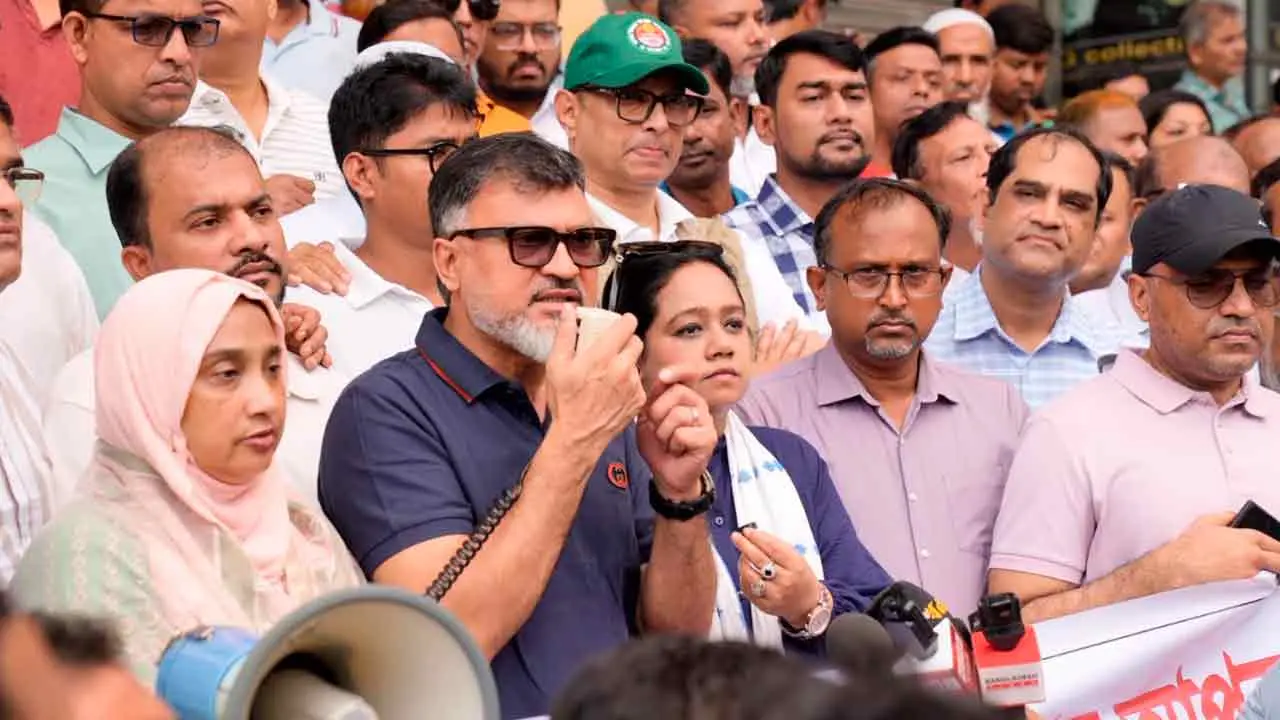 সবার সহযোগিতায় পরিচ্ছন্ন আধুনিক নগরী গড়ে তুলবো : ডিএনসিসি প্রশাসক