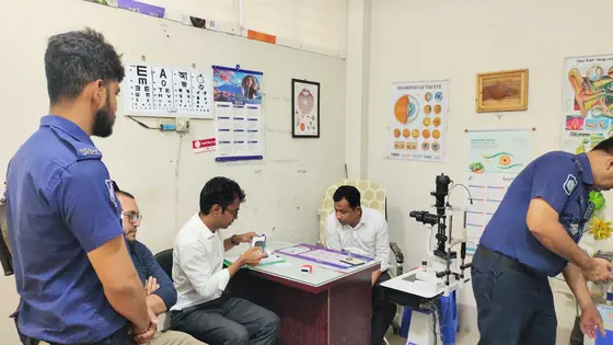 চিকিৎসক না হয়েও চক্ষু চিকিৎসা, ৩ মাসের কারাদণ্ড
