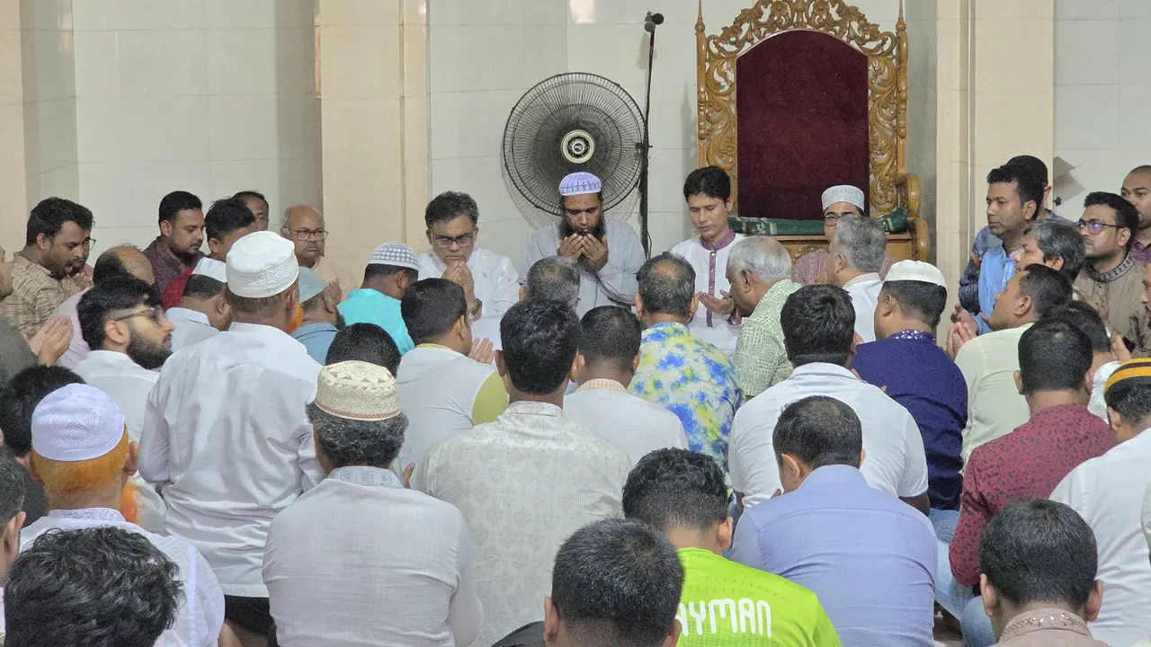 বেগম জিয়া ছিলেন সবার নেত্রী : জাবি উপাচার্য