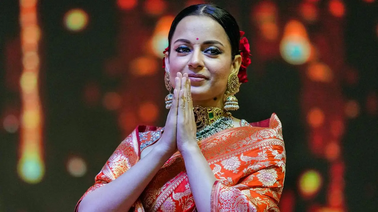 তোপের মুখে সুর বদলালেন কঙ্গনা রানাওয়াত