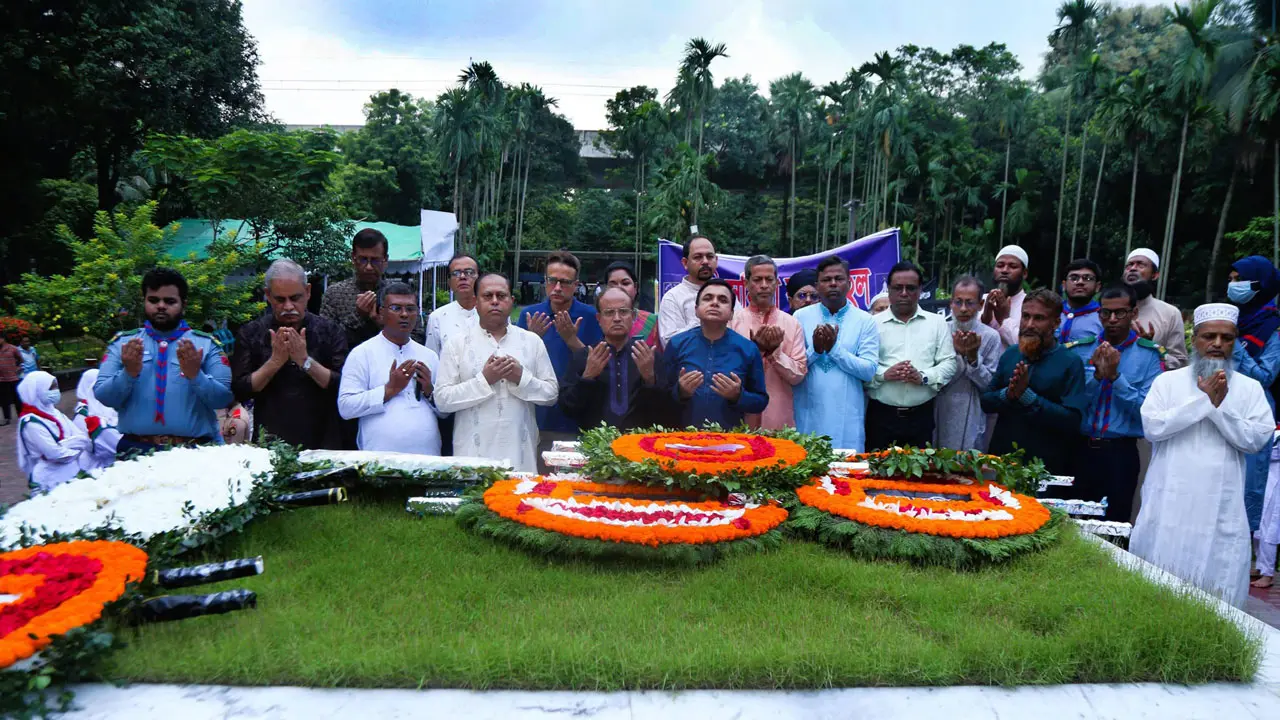 ঢাবিতে জাতীয় কবির ৫০তম মৃত্যুবার্ষিকী পালিত