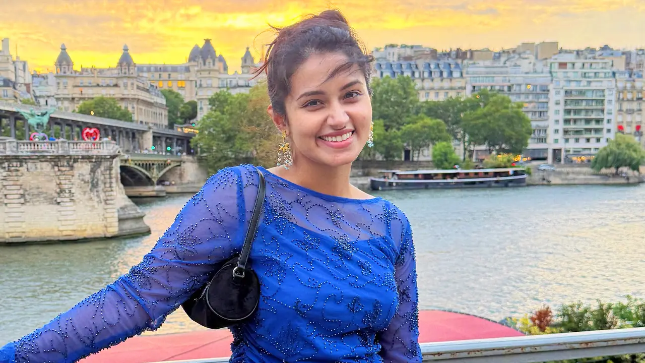 একদিন সব ছেড়ে যেতে হয় : ফারিণ