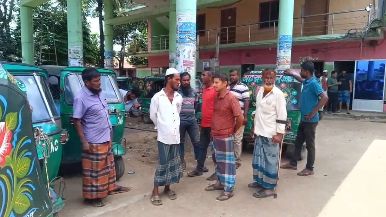 গ্যাস সংকটে ব্রাহ্মণবাড়িয়ার সব ফিলিং স্টেশন বন্ধ, ভোগান্তিতে চালকরা