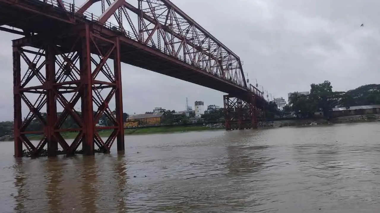 কুশিয়ারার পানি এখনো বিপৎসীমার ওপরে, কমছে উত্তরাঞ্চলের নদীর পানি