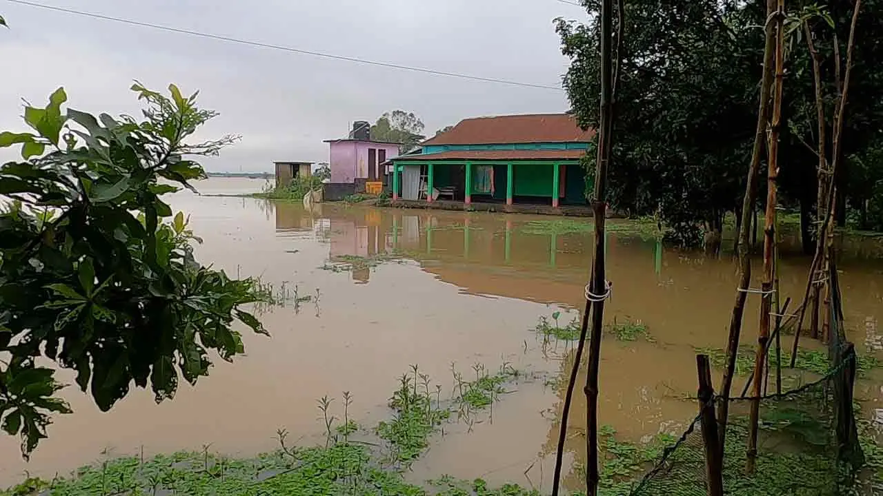 ৪ জেলার নদীতে পানি বাড়তে পারে, প্লাবনের শঙ্কা