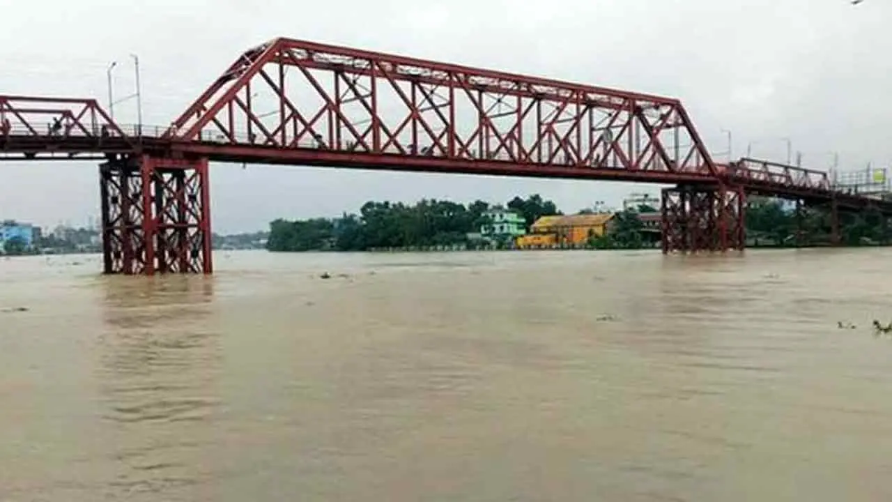 ভারী বৃষ্টির শঙ্কা, বাড়তে পারে সুরমা-কুশিয়ারার পানি