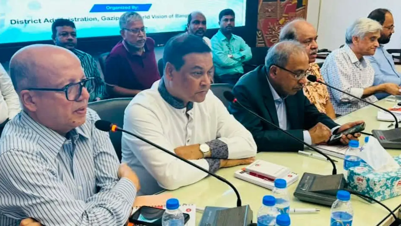 ক্ষমতাবানকে প্রশ্ন করাই সাংবাদিকতার মূল কাজ : কাদের গনি চৌধুরী