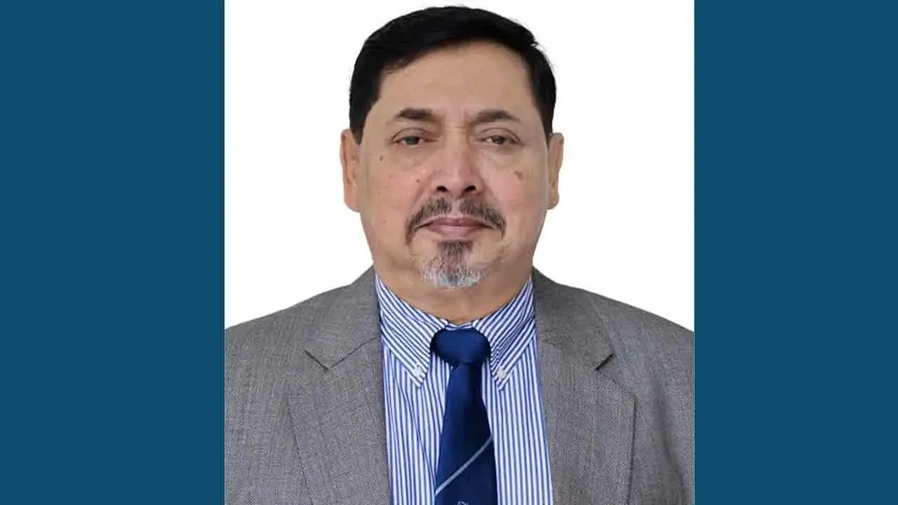 ড. নাসিমুল গনিকে আরও এক বছরের জন্য মন্ত্রিপরিষদ সচিব নিয়োগ