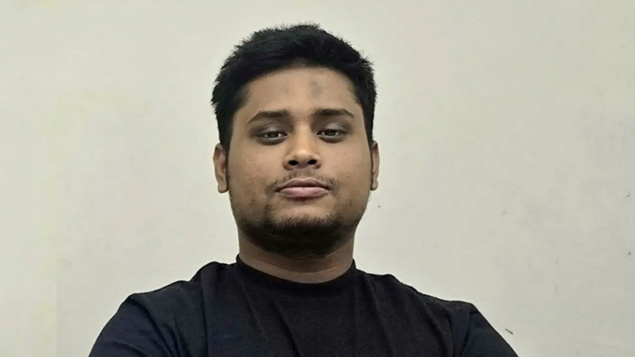 প্রধানমন্ত্রীর চ্যালেঞ্জ গ্রহণ, বিদ্যুৎ সমস্যার সমাধান প্রস্তাব হাসনাতের