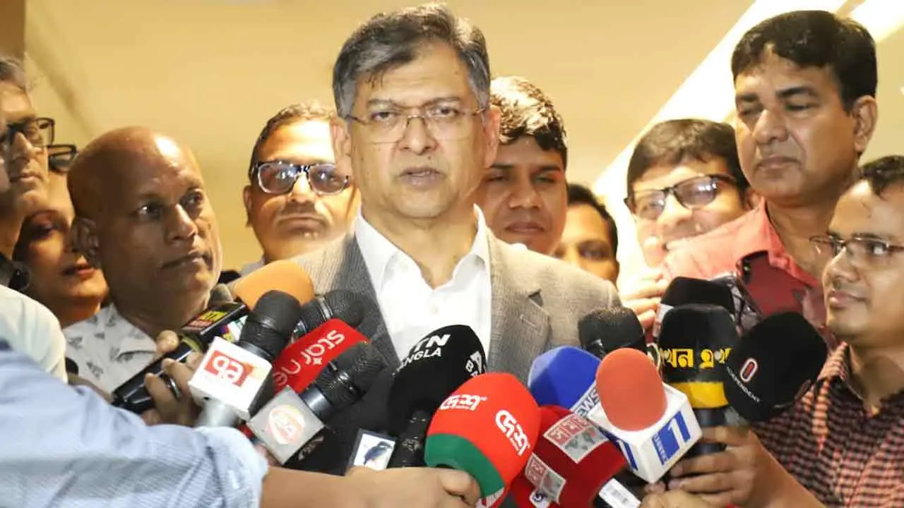 বিগত ছয় মাসে আইনশৃঙ্খলা পরিস্থিতির দৃশ্যমান উন্নতি হয়েছে