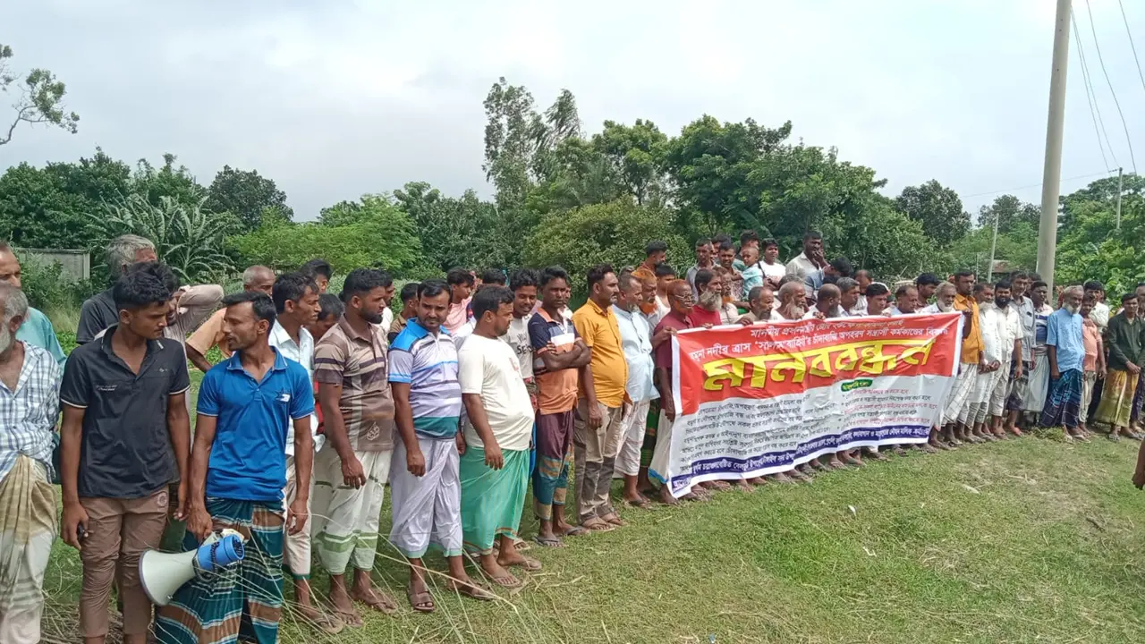 নৌপথে চাঁদাবাজি-অপহরণ বন্ধের দাবি ২৭ গ্রামের মানুষের