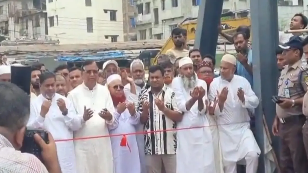 কামরাঙ্গীরচর লোহার ব্রিজ চলাচলের জন্য উন্মুক্ত করলো ডিএসসিসি