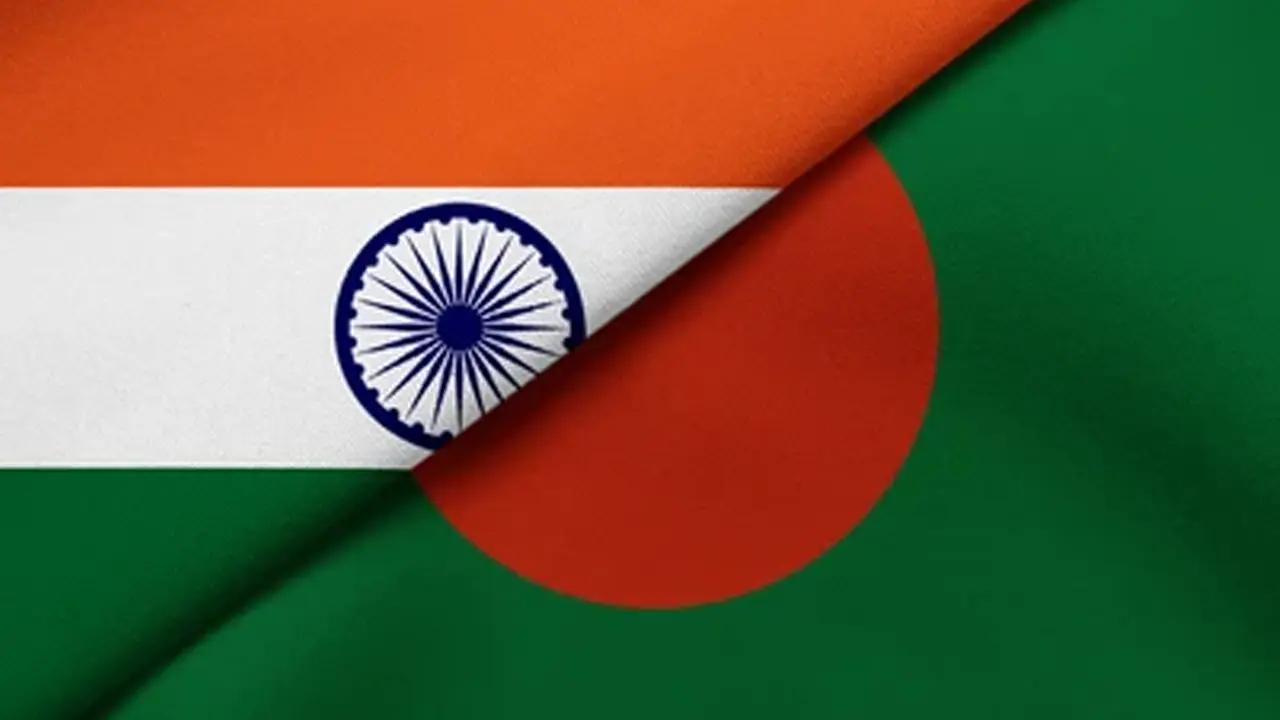 বাংলাদেশকে বাড়তি ডিজেল দেয়ার সঙ্গে ‘নিজ স্বার্থকে’ যুক্ত করতে পারে ভারত