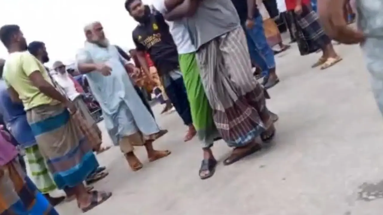 বাকপ্রতিবন্ধী নারীকে শ্লীলতাহানির চেষ্টা, দুই দফা সংঘর্ষে আহত ১০