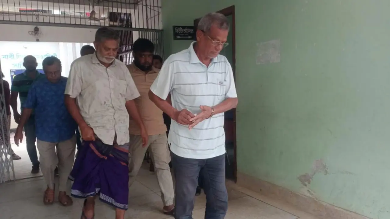 ঝিনাইদহের সাবেক সংসদ সদস্যসহ ২ আ.লীগ নেতা গ্রেপ্তার