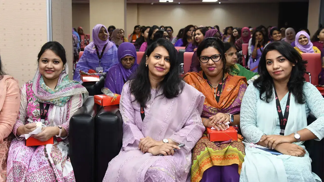 কাস্টমার সার্ভিস অফিসার পদে নিয়োগ দেবে ইউসিবি ব্যাংক