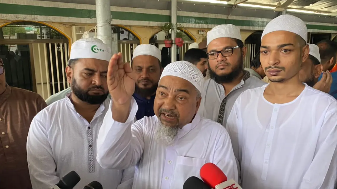 জশনে জুলুসের বিরোধিতাকারীদের মানসিক চিকিৎসা দরকার : অ্যাড. বখতিয়ার