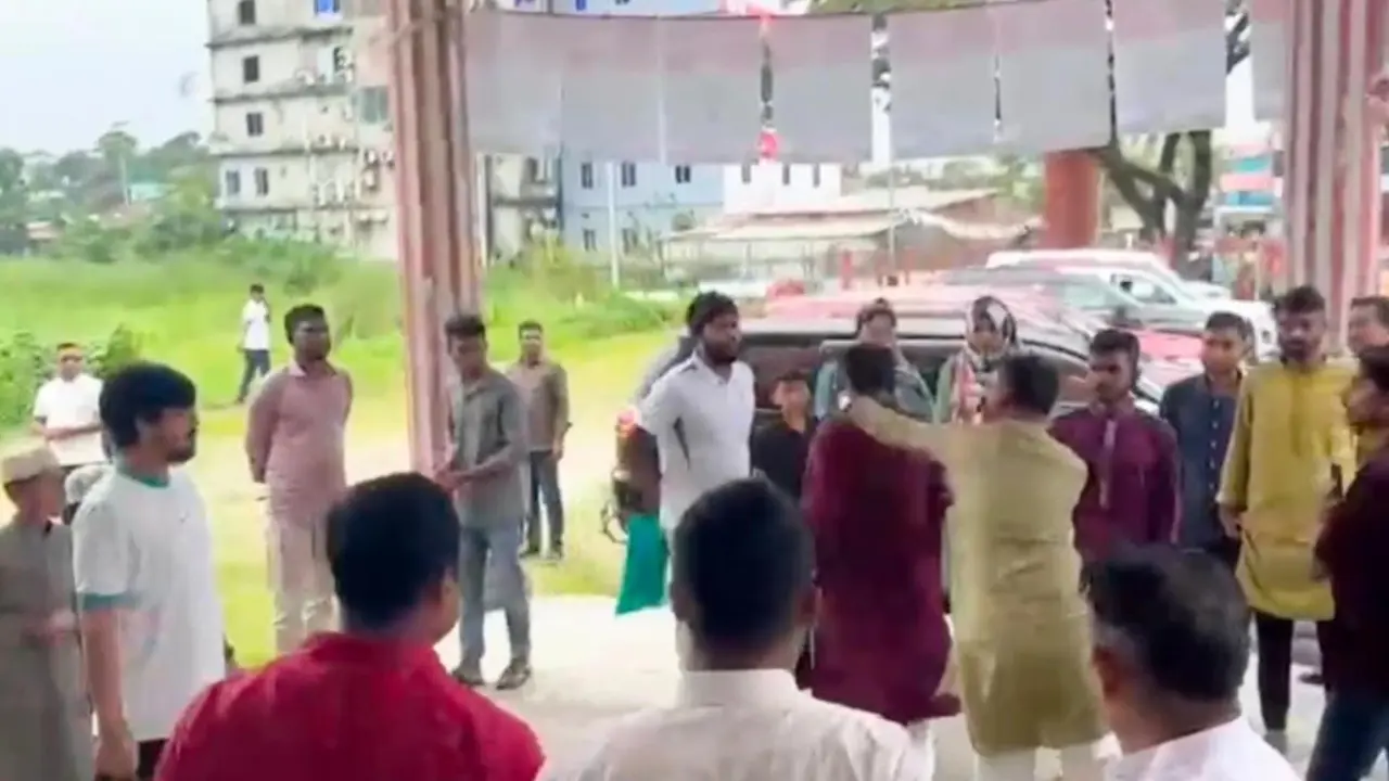 জুলাই যোদ্ধাকে মারধর করে বের করে দিলো বিএনপি নেতাকর্মীরা