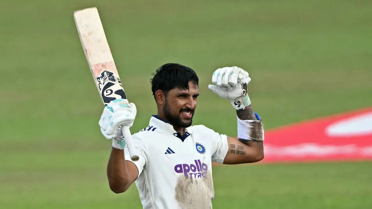 জুরেলের সেঞ্চুরিতে ভারতের রানপাহাড়, ব্যাটিংয়ে নেমেই বিপদে শ্রীলঙ্কা