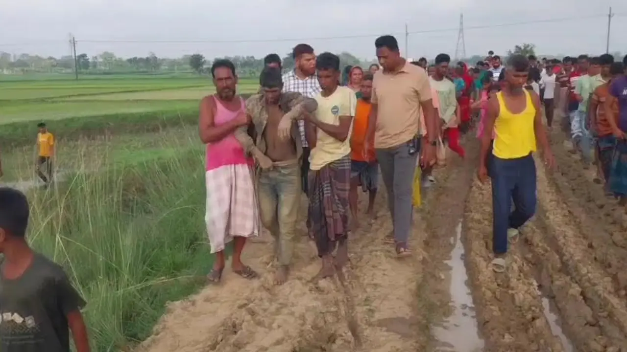 চোর সন্দেহে ২ যুবকের হাত-পা বেঁধে পিটুনি, একজনের মৃত্যু