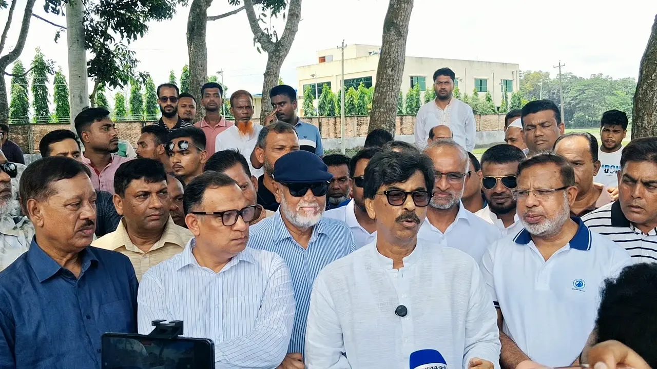মা মাছ রক্ষায় হাওরে হচ্ছে ‘মিঠা পানির মাছের অভয়াশ্রম’