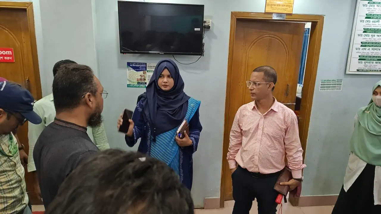 লক্ষ্মীপুরে হাসপাতালসহ দুই প্রতিষ্ঠানকে ১ লাখ ২০ হাজার টাকা জরিমানা