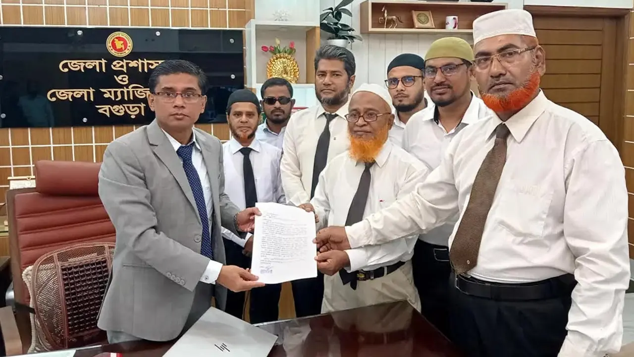 জুলাই সনদ বাস্তবায়ন না হওয়ায় বগুড়ায় ৭ আইন কর্মকর্তার পদত্যাগ
