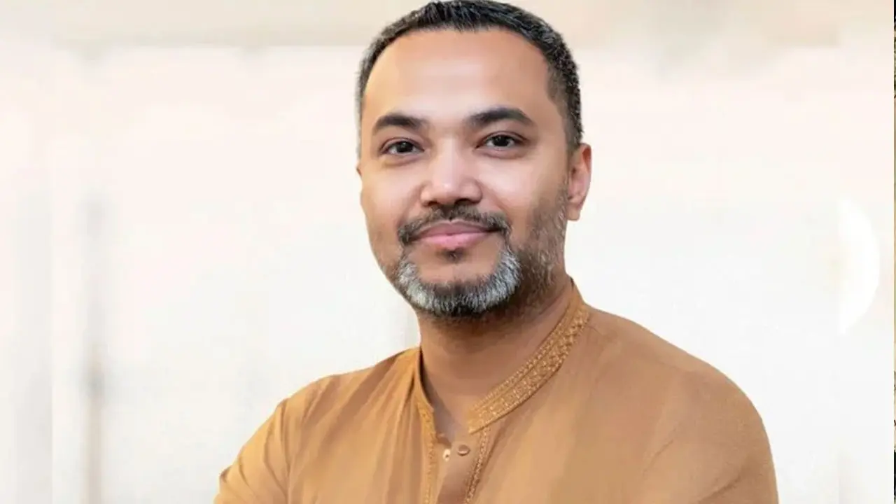 দেশের মানুষের প্রতি দায়িত্ব এবং দায়বদ্ধতা নিয়ে সরকার এগিয়ে চলছে