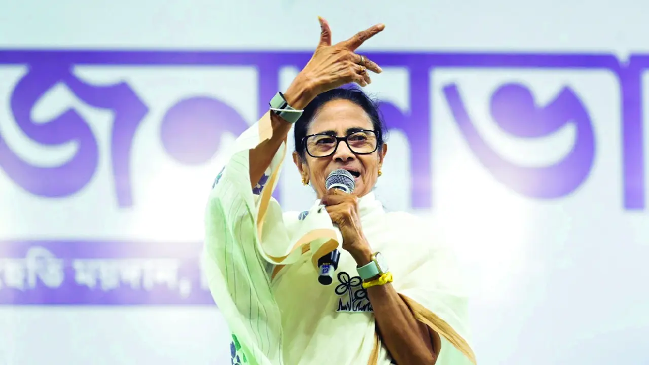 মমতার বিরুদ্ধে এফআইআর দায়ের কলকাতা পুলিশের