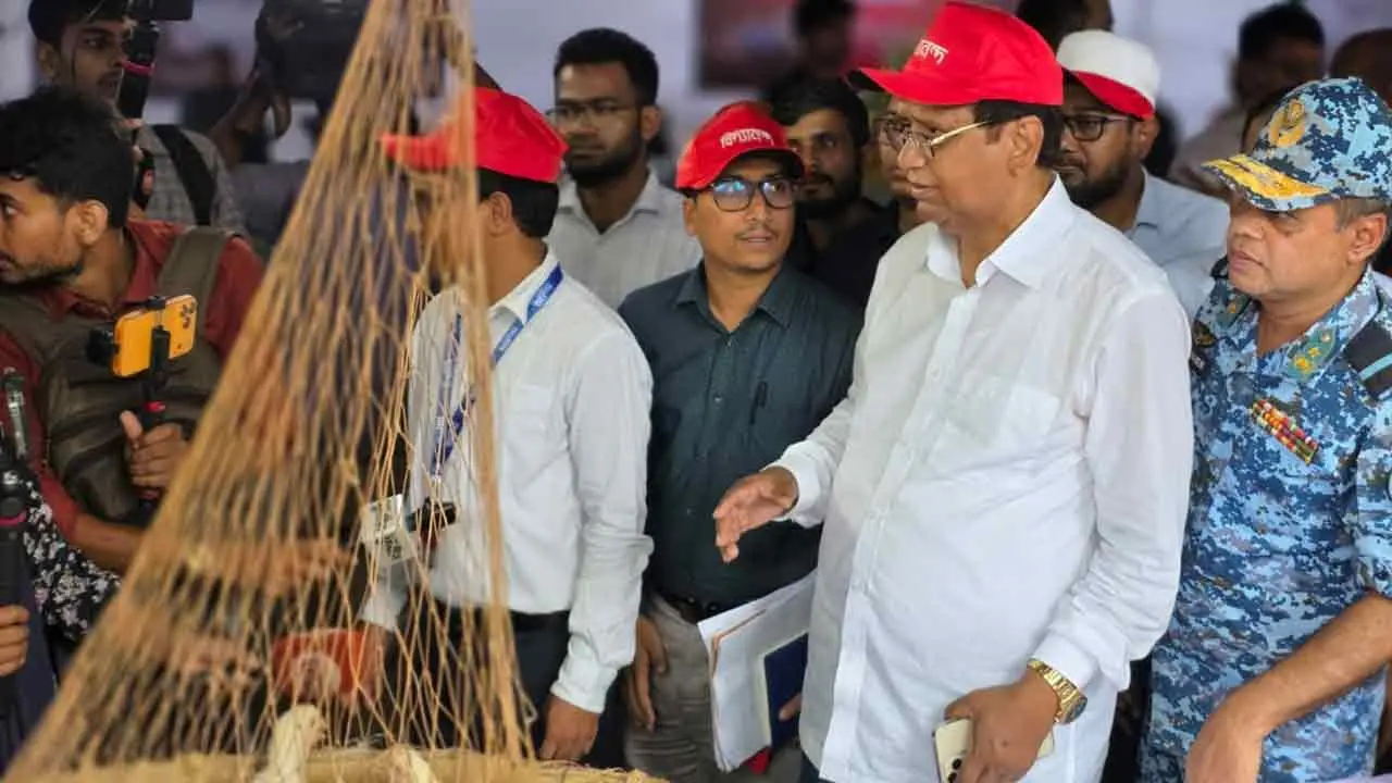 পরিচ্ছন্ন নগর গড়তে ‘বর্জ্যের বিনিময়ে বাজার’