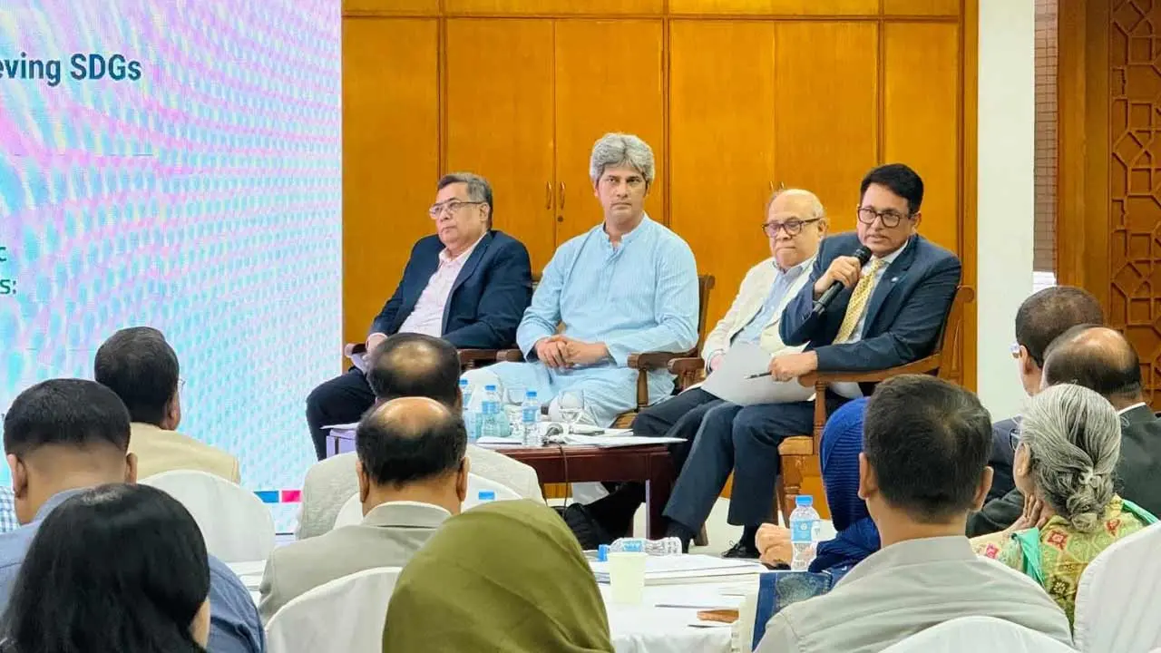 সমালোচনা করুন, তবে তা হতে হবে গঠনমূলক : শিক্ষামন্ত্রী
