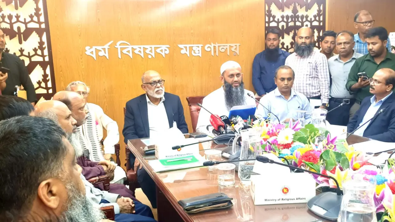 সব ধর্ম ও মতের মানুষ যাতে কথা বলতে পারে সে ব্যাপারে চেষ্টা থাকব