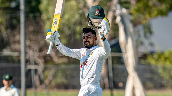 অস্ট্রেলিয়া একাদশের সামনে দিশেহারা মুশফিকরা, মিরাজের সেঞ্চুরিই সান্ত্বনা