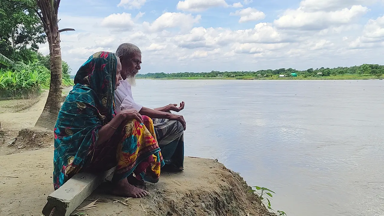 ‘বাড়ি আর কত ভাঙব, আর কতবার বানবাম’