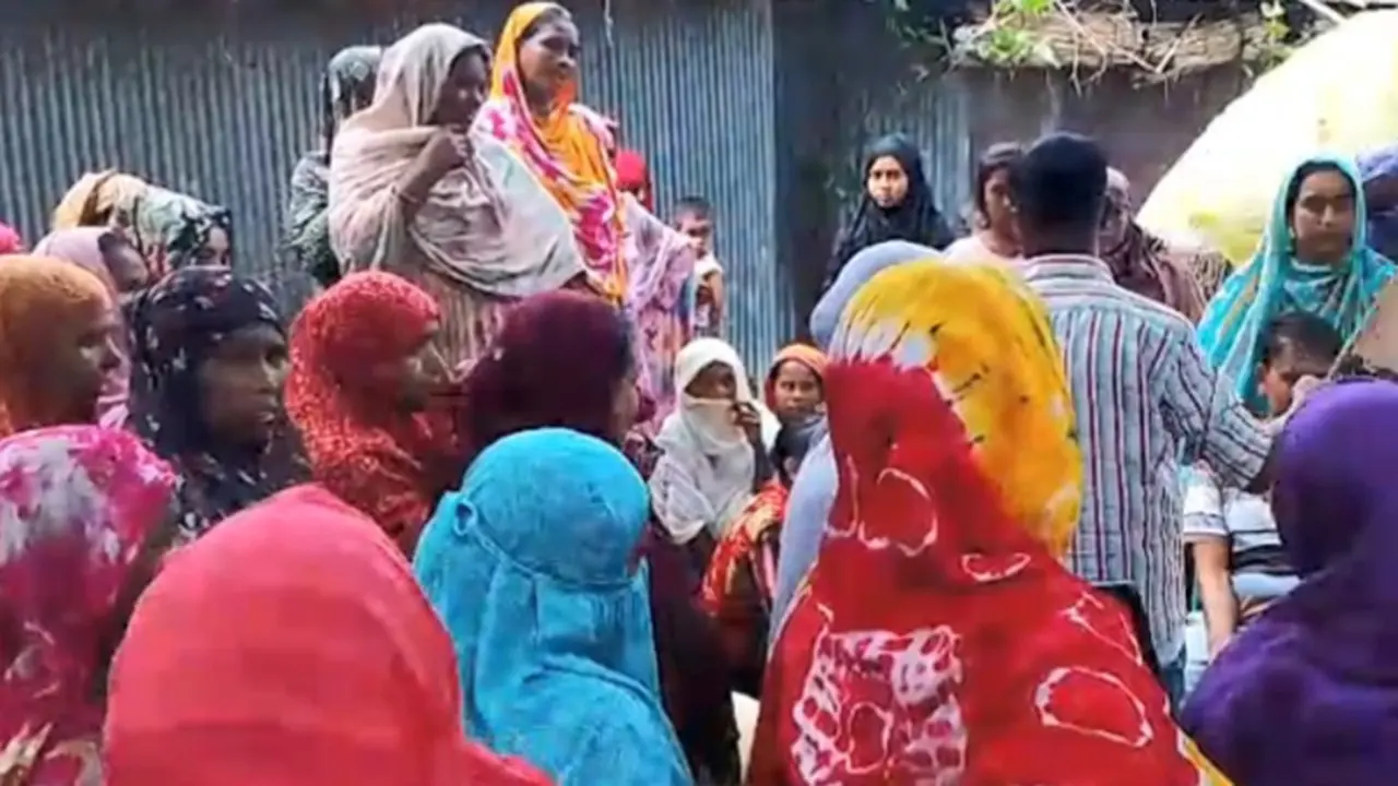 হালতিবিলে নৌকাডুবি, বাবা বেঁচে ফিরলেও প্রাণ গেল ছেলের