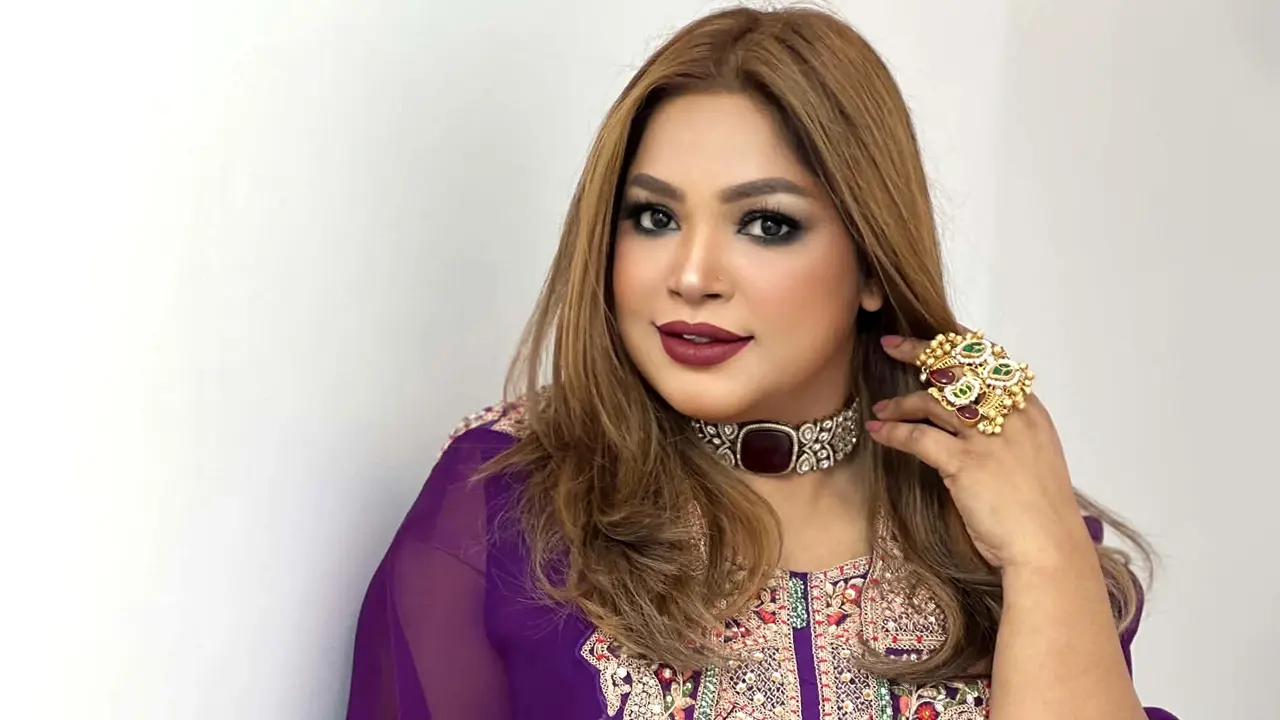 কথা-সুর ঢাকায়, কণ্ঠ দিলেন আমেরিকায়, এলো নাজুর সেই গান