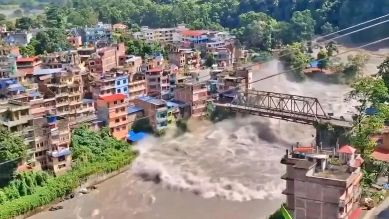 নেপালে ত্রাণ ও উদ্ধার কার্যক্রমে সহায়তার জন্য প্রস্তুত বাংলাদেশ