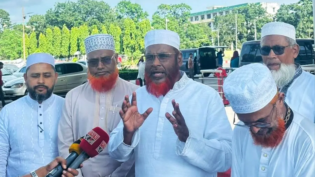জনগণের হক মেরে খেতে বিরোধীদলকে উন্নয়ন বরাদ্দ থেকে বঞ্চিত করা হচ্ছে