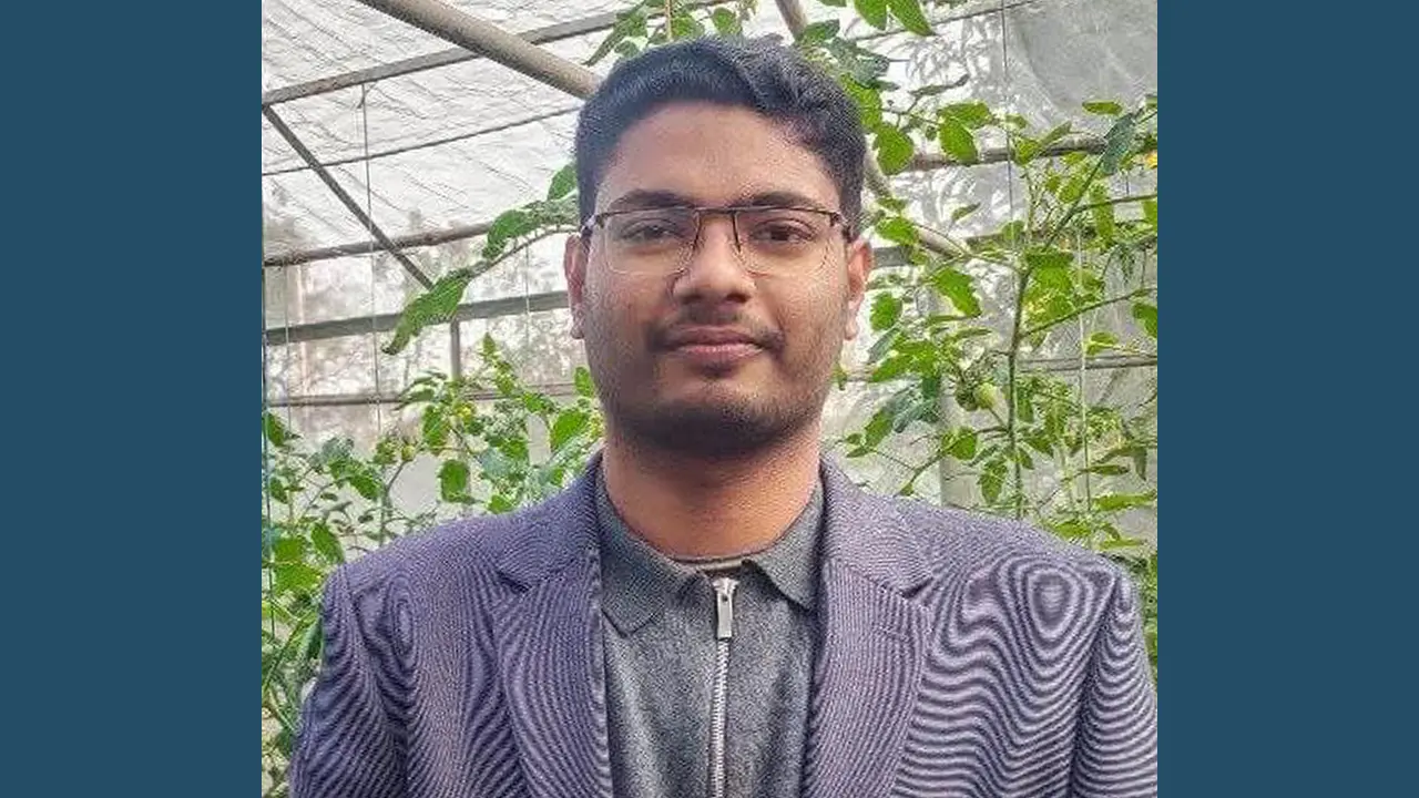 নীলফামারীতে ট্রেনে কাটা পড়ে বৈজ্ঞানিক কর্মকর্তার মৃত্যু
