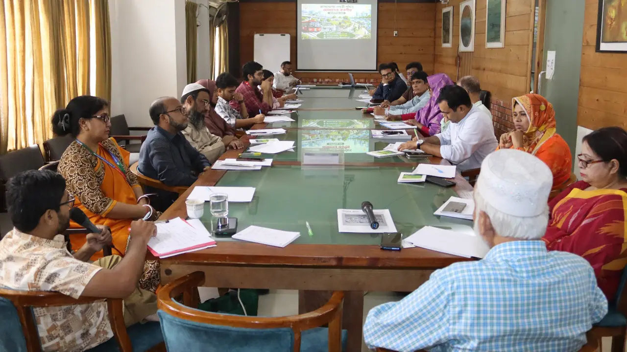 নিরাপদে সাইকেলে যাতায়াত ও মানসম্মত গণপরিবহন নিশ্চিতের দাবি