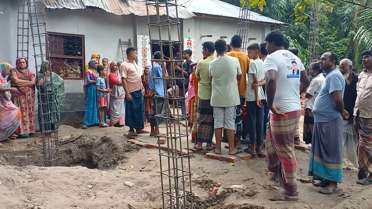 রিয়াদে আগুনে শেষ ১৩ পরিবারের স্বপ্ন, শোকে স্তব্ধ আত্রাই