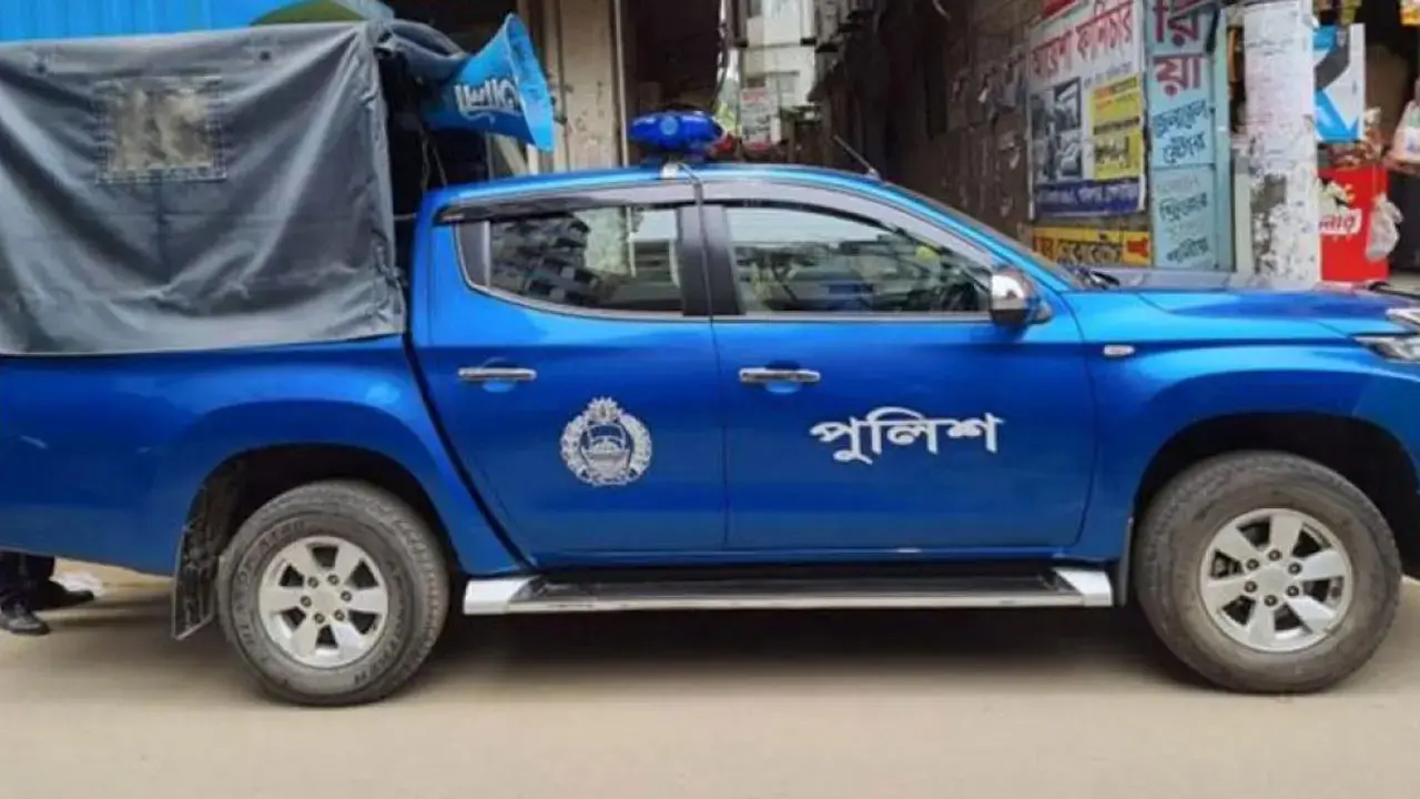 হামলার শিকার হতে পারে পুলিশের যানবাহন, সতর্কতা জারি করল সদর দপ্তর