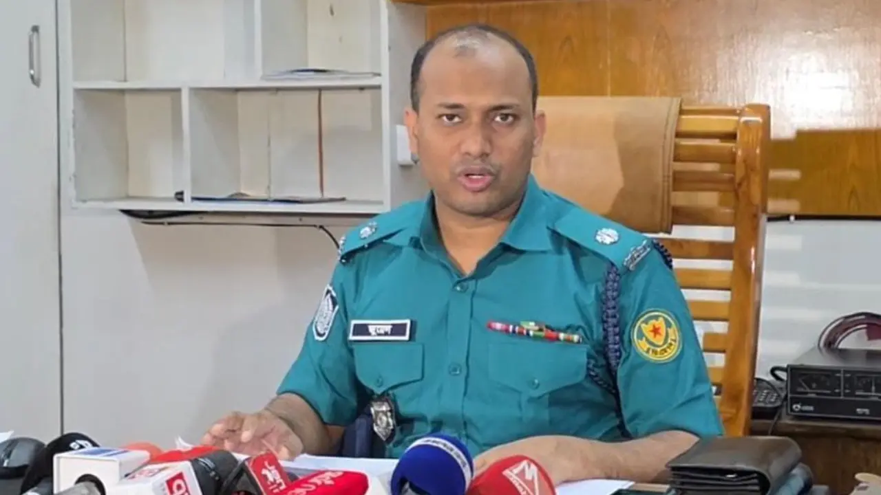 মোহাম্মদপুরে ত্রিভূজ প্রেমের জেরে কোপানো হয় প্রবাসী যুবককে